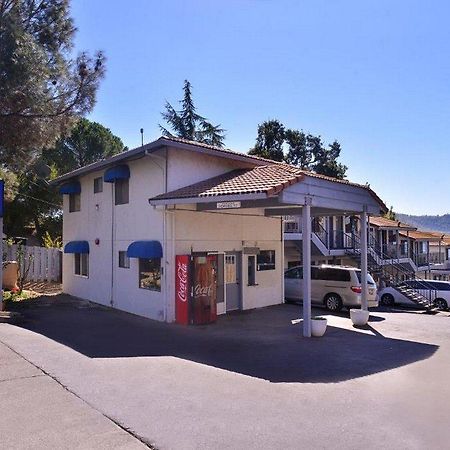 Americas Best Value Inn And Suites Clearlake Exterior photo